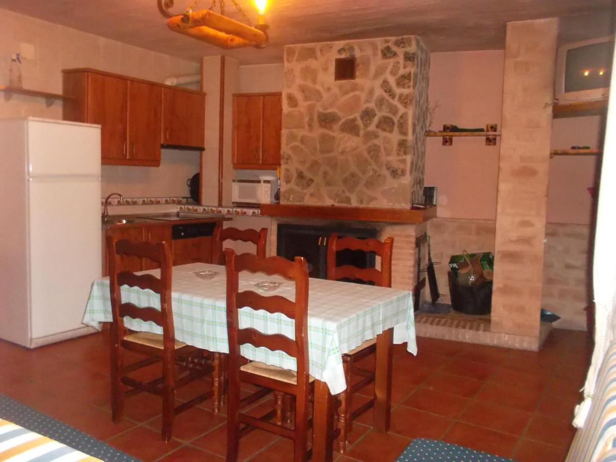 Fuente Del Gamellon Guest House Buenache de la Sierra Exterior foto
