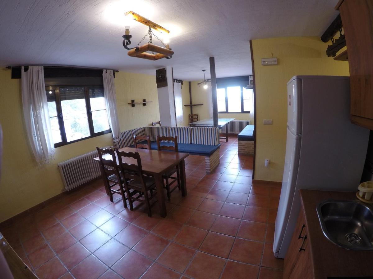 Fuente Del Gamellon Guest House Buenache de la Sierra Exterior foto