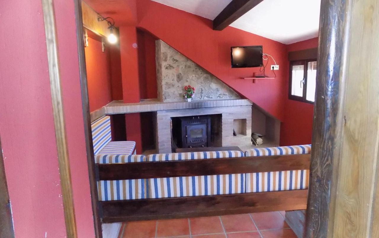 Fuente Del Gamellon Guest House Buenache de la Sierra Exterior foto